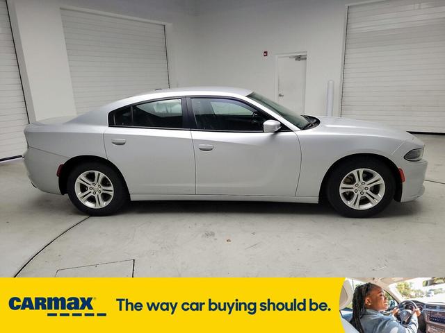 2021 dodge charger sxt
