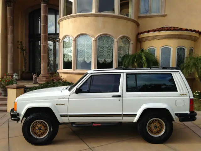 1989 jeep cherokee xj limited sport 2-door 4.0l automatic 4wd only 87,699 miles!
