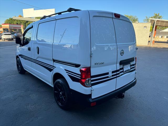 2015 nissan nv200 s
