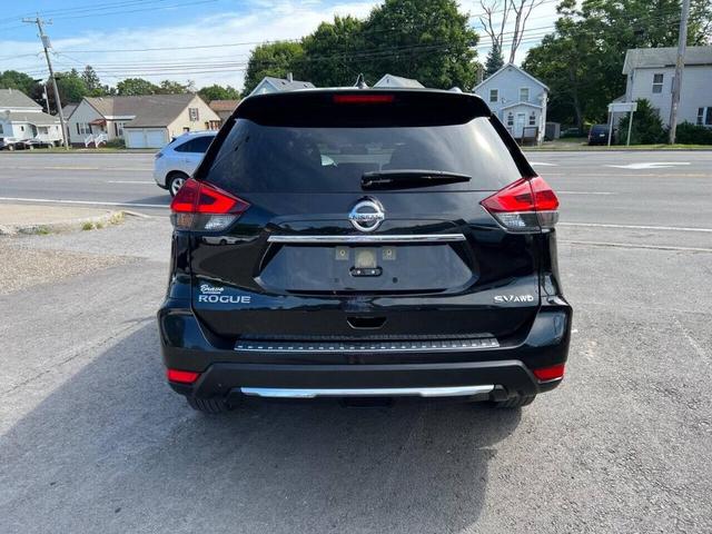 2018 nissan rogue sv