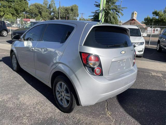 2016 chevrolet sonic lt