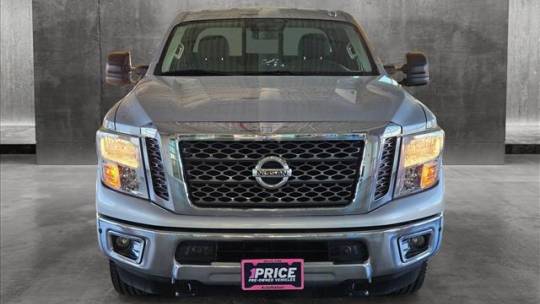 2017 Nissan Titan