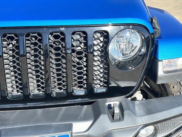 2022 jeep gladiator sport