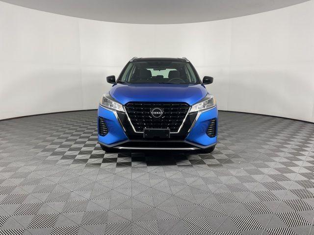 2022 nissan kicks sv