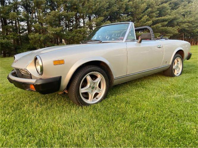 1980 fiat spider in cadillac, michigan