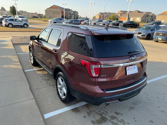 2018 ford explorer xlt