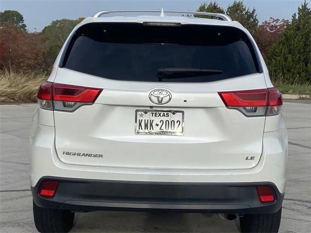 2018 toyota highlander le plus