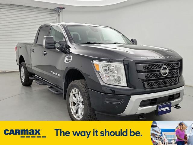 2023 nissan titan xd sv