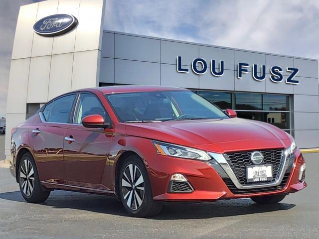 2022 nissan altima 2.5 sv