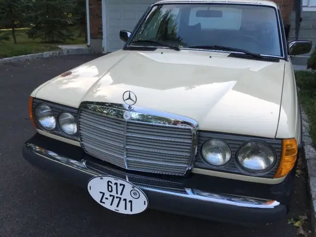 1977 w123 240d