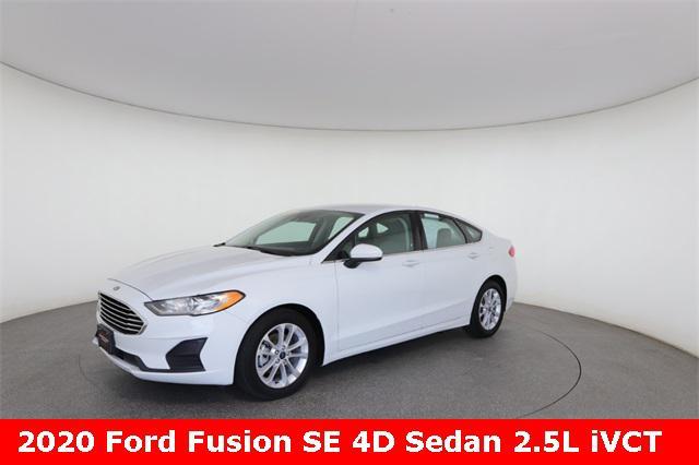 2020 ford fusion se