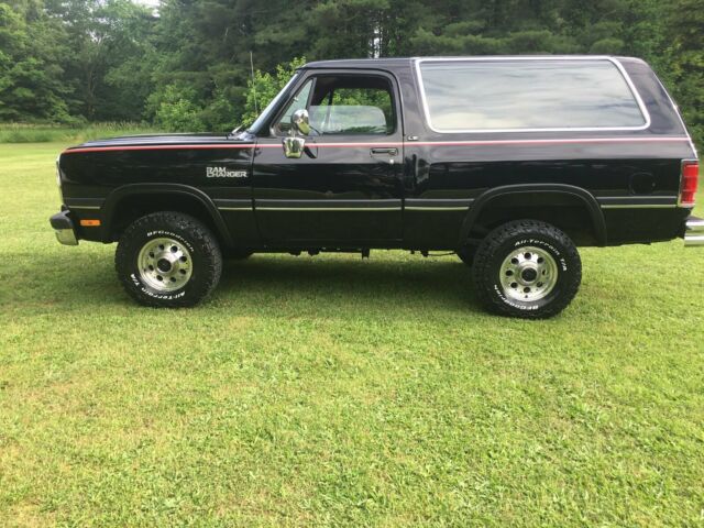92 ramcharger