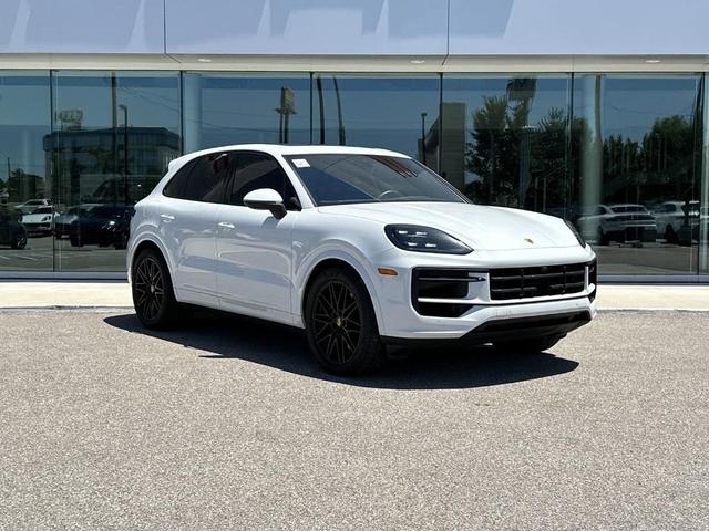2024 porsche cayenne awd