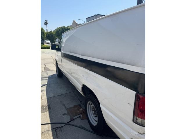 2006 ford e250 base