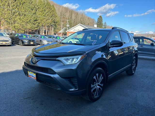2018 toyota rav4 le
