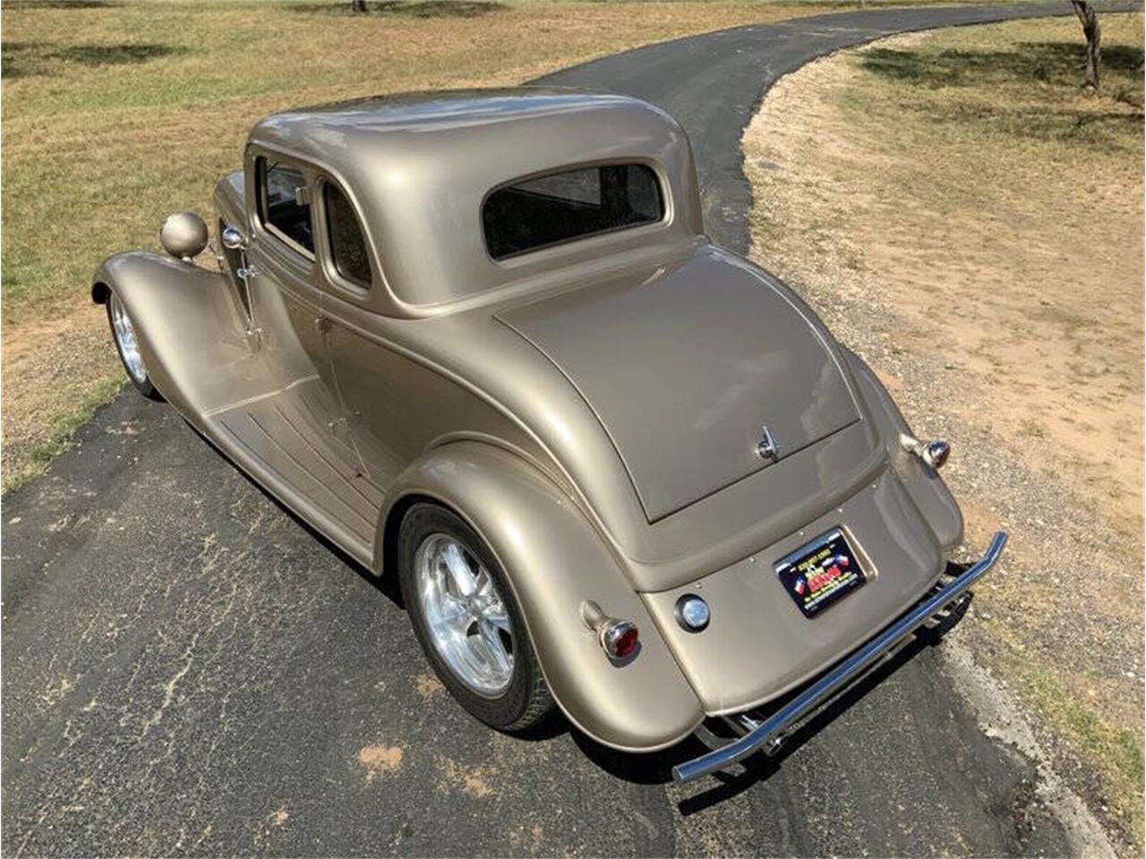 1934 ford 5-window coupe