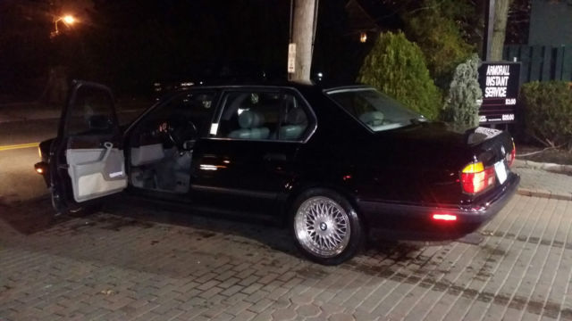 1990 bmw 735il base sedan 4-door 3.5l