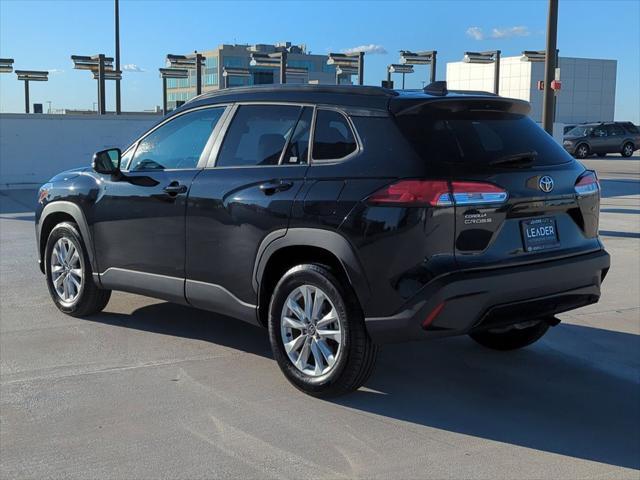 2023 toyota corolla cross le