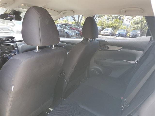 2022 nissan rogue sport s
