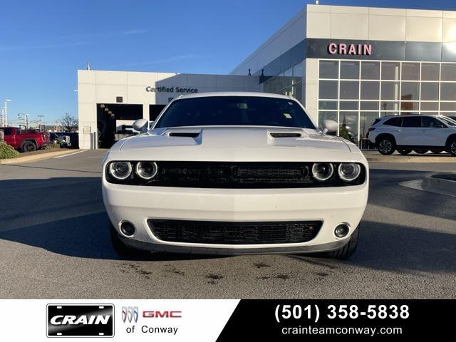 2021 dodge challenger sxt