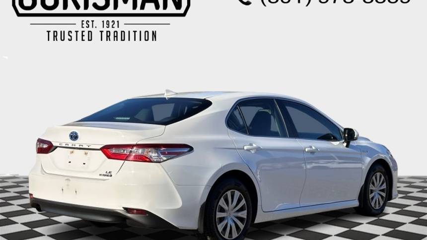 2018 toyota camry hybrid le