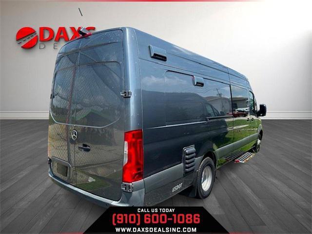 2022 mercedes-benz sprinter 4500 high roof v6
