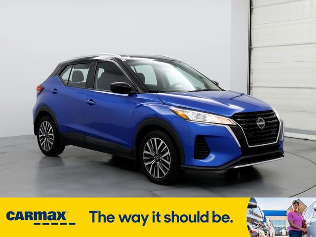 2022 nissan kicks sv