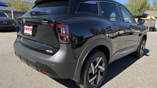 2025 Nissan Kicks