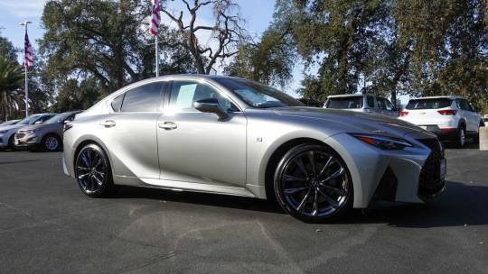 2023 Lexus IS