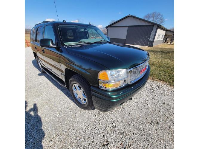 2004 gmc yukon denali in bennington, vermont