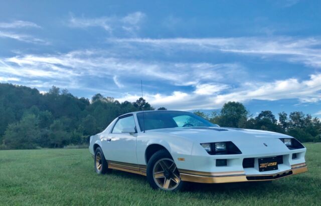 1984 camaro z28 l69 h.o. 5speed