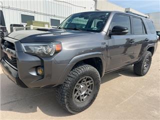 2020 Toyota 4Runner sr5