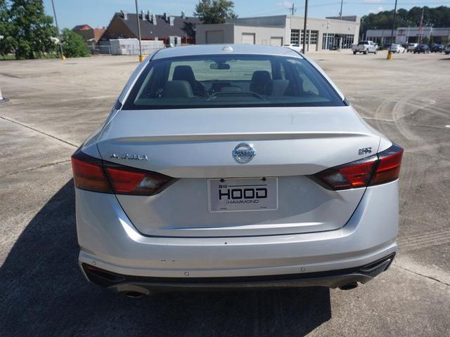 2020 nissan altima 2.5 sr