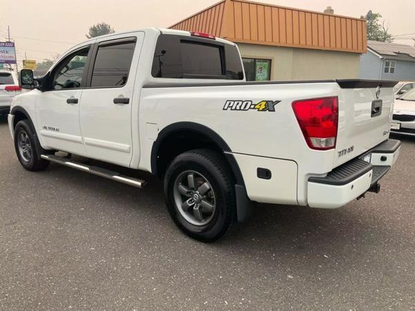 2015 nissan titan crew cab in co bluffs, iowa