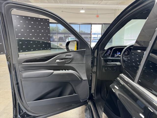 2022 cadillac escalade sport