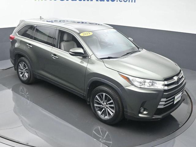 2019 toyota highlander xle