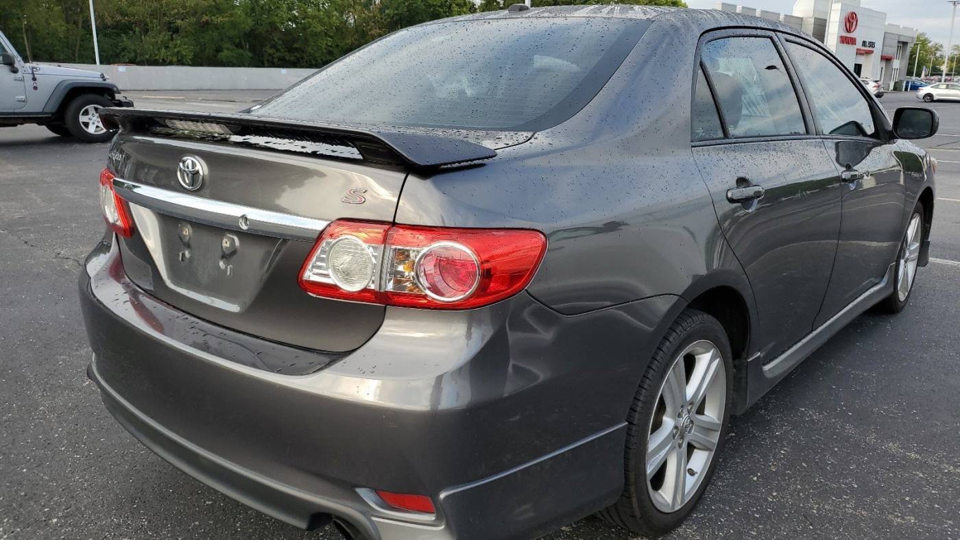 2013 toyota corolla s