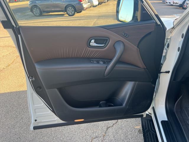 2020 nissan armada platinum
