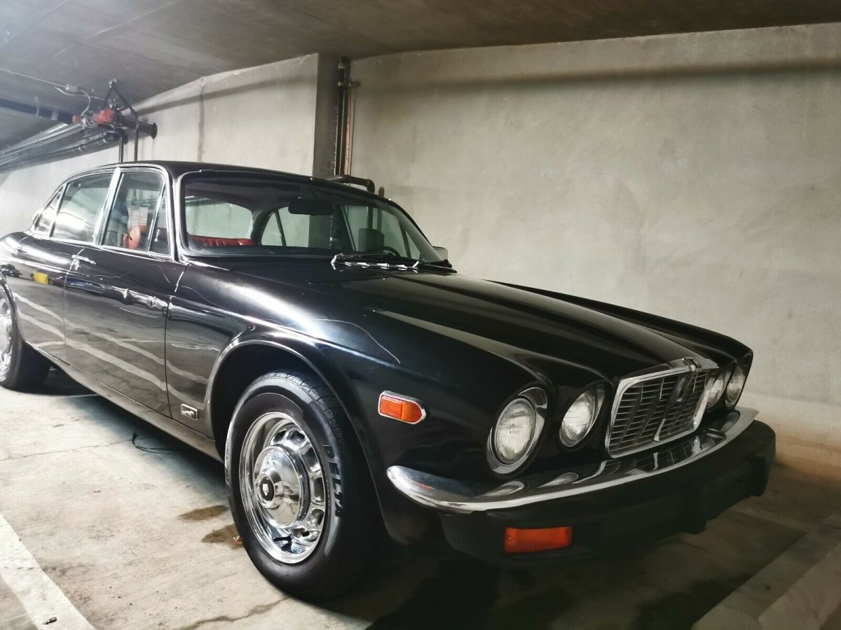 1979 jaguar xj12 black rwd automatic