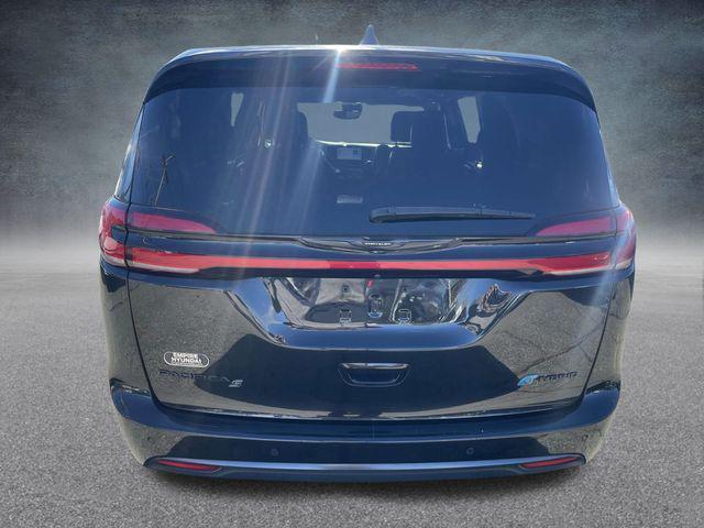 2022 chrysler pacifica hybrid limited