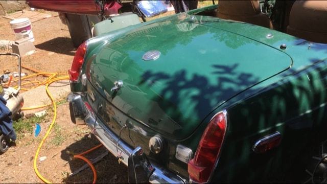 1975 mgb roadster project car - 80% complete