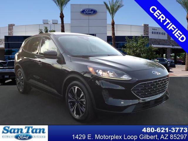 2022 ford escape se