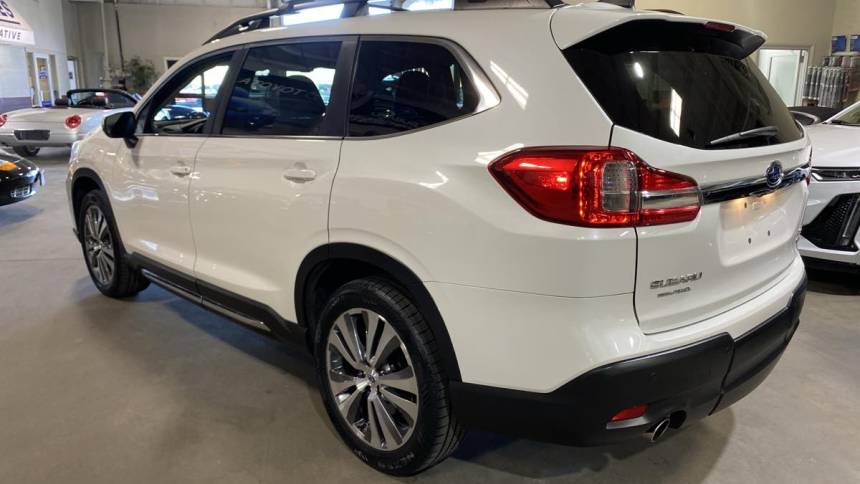 2022 subaru ascent limited 7-passenger