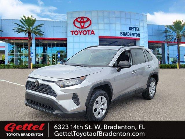 2021 toyota rav4 le