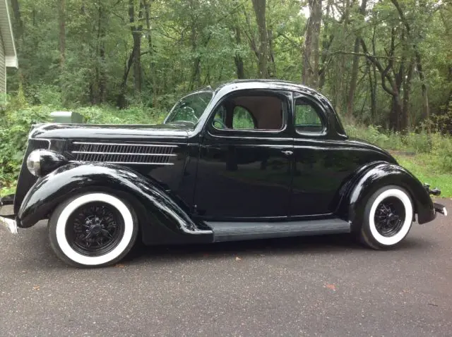 1936 ford coupe 5 window street rod