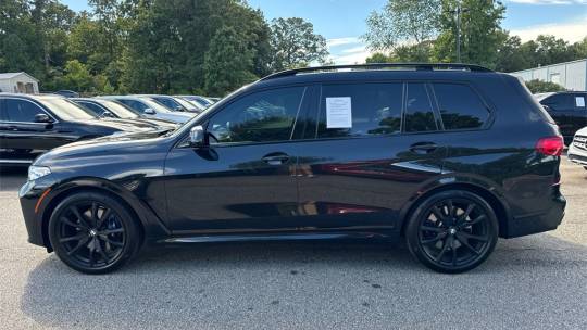 2022 BMW X7