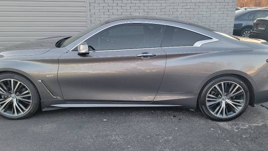 2017 Infiniti Q60