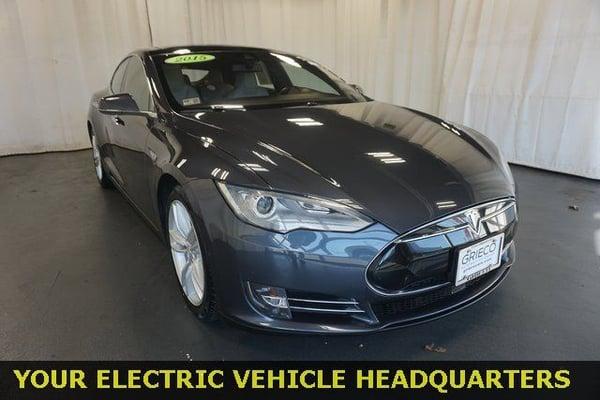 2015 tesla model s in chicago, illinois