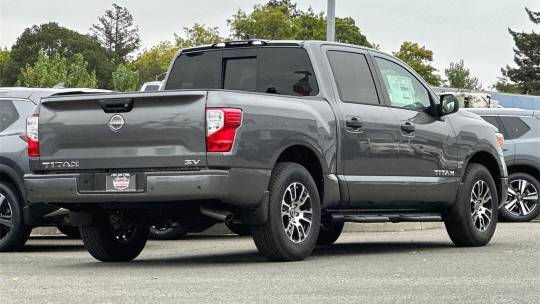 2024 Nissan Titan