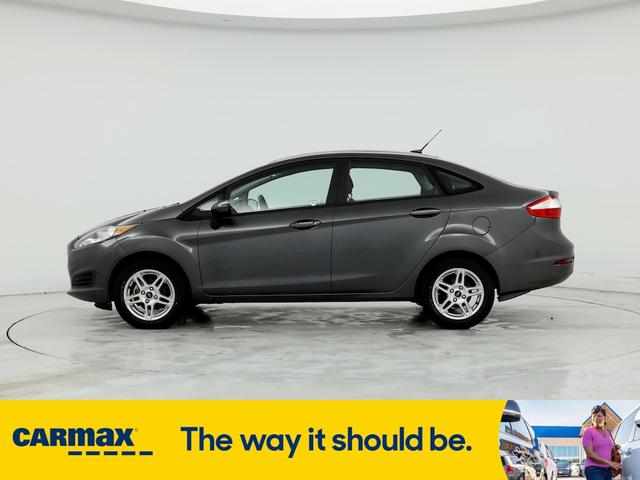 2019 ford fiesta se